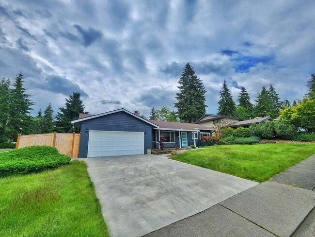 Photo - Beautilfully Remodeled 4 Bed 2.75 Bath Ram... House