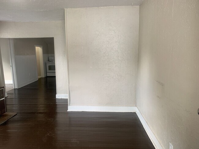 Foto del edificio - 336-338 N Kenton St