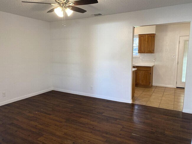 Building Photo - 6003 Waycross Dr