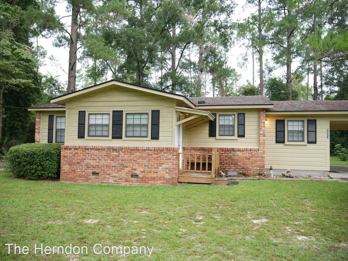 Primary Photo - 2 br, 1.5 bath House - 5823 Snake Nation Road