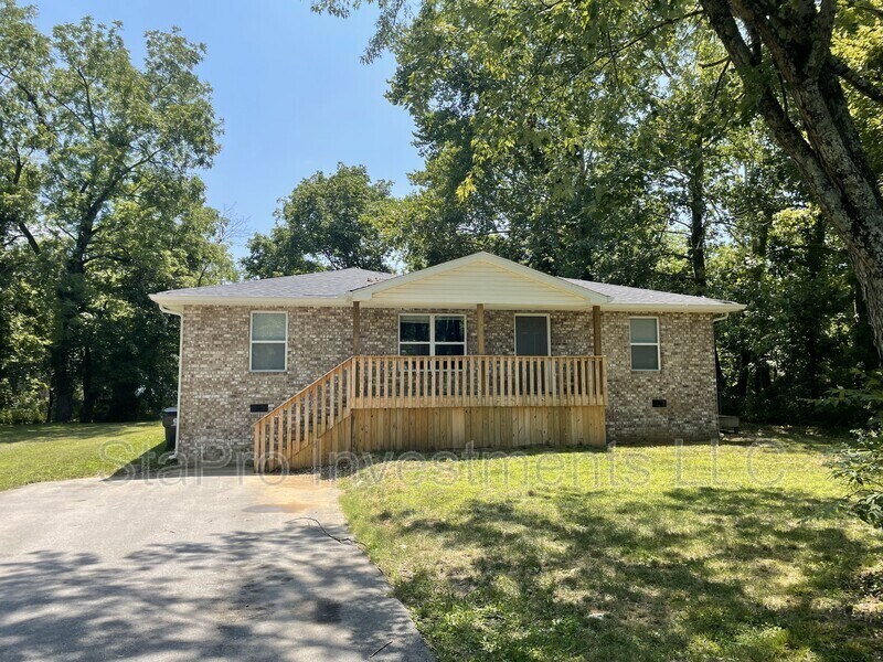 Primary Photo - 102 Bellar Dr