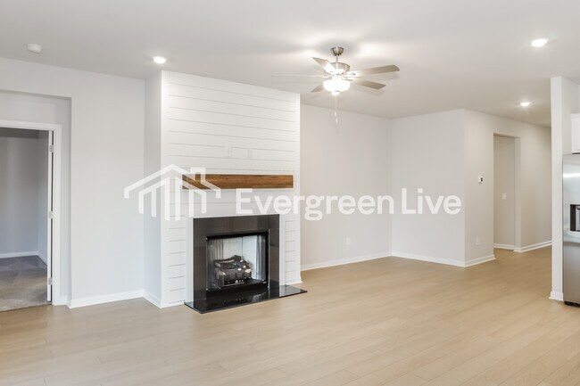 Building Photo - 115 Ashby Pond Dr