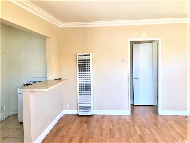 Building Photo - 140 Avenida Serra