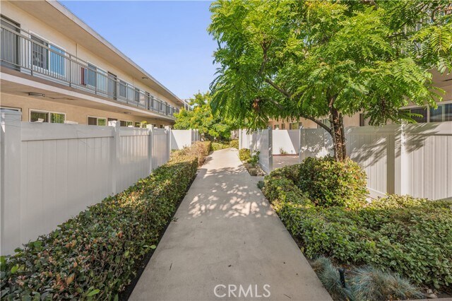 Foto del edificio - 20917 Amie Ave