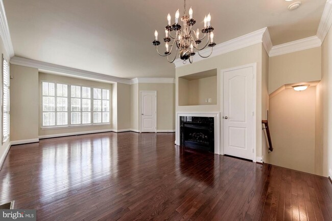 Foto del edificio - 2515 Basin View Ln