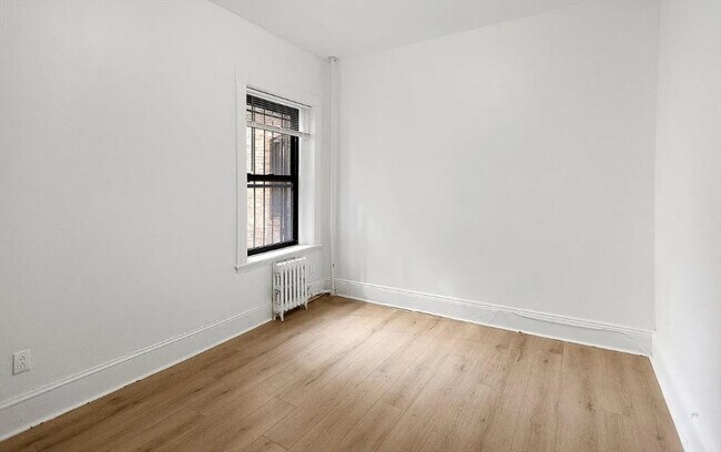 Foto del edificio - 884 Huntington Ave