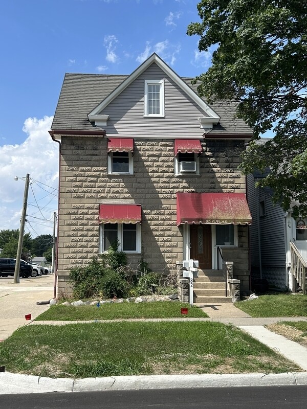 Foto del edificio - 82 Poplar St
