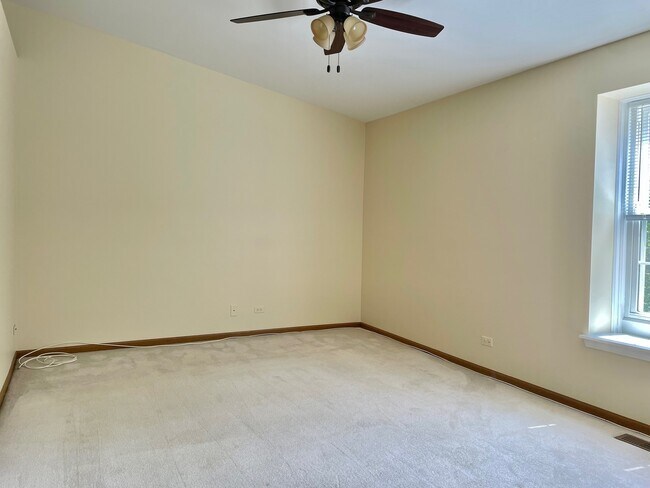 Foto del edificio - 1937 Hastings Ave