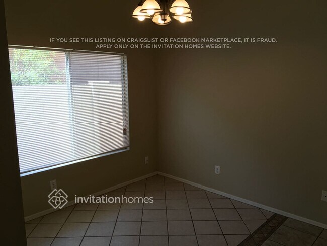 Foto del edificio - 10510 N 76th Dr