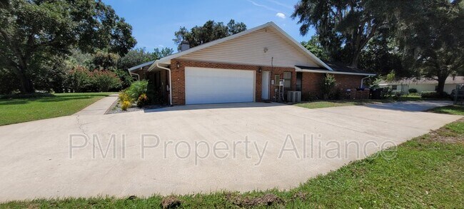 Foto del edificio - 1216 Foxden Rd