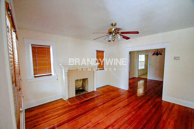 Foto del edificio - 808 E Frierson Ave