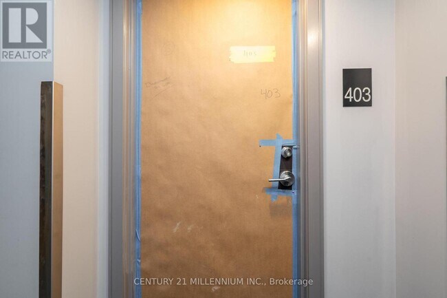 Photo du bâtiment - 403 Fourth Ave