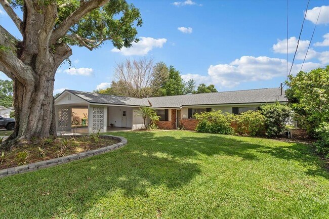 Foto del edificio - 6513 Stockbridge Ave