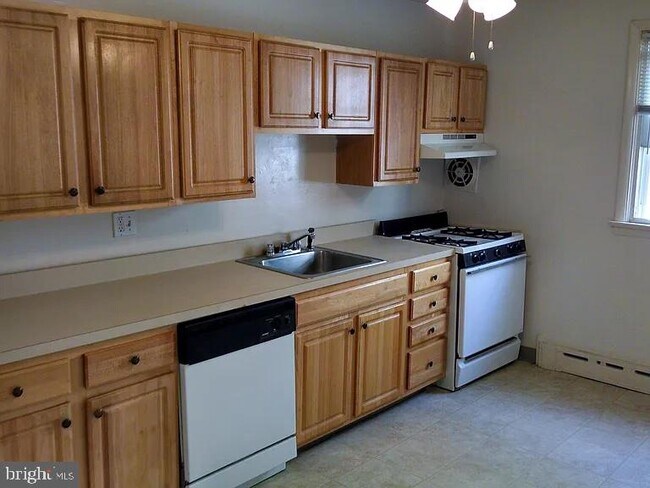 Foto del edificio - 1071 Colwell Ln