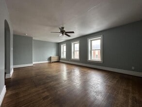 Building Photo - 809 Chestnut St