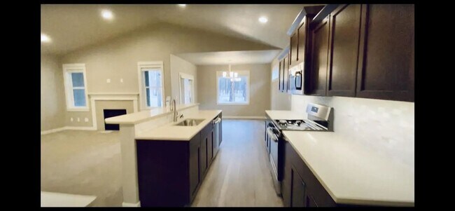 Building Photo - 3 br, 2 bath House - 1526 W Williamson Ave