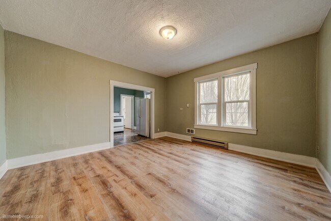 Foto del edificio - 802 Pine St