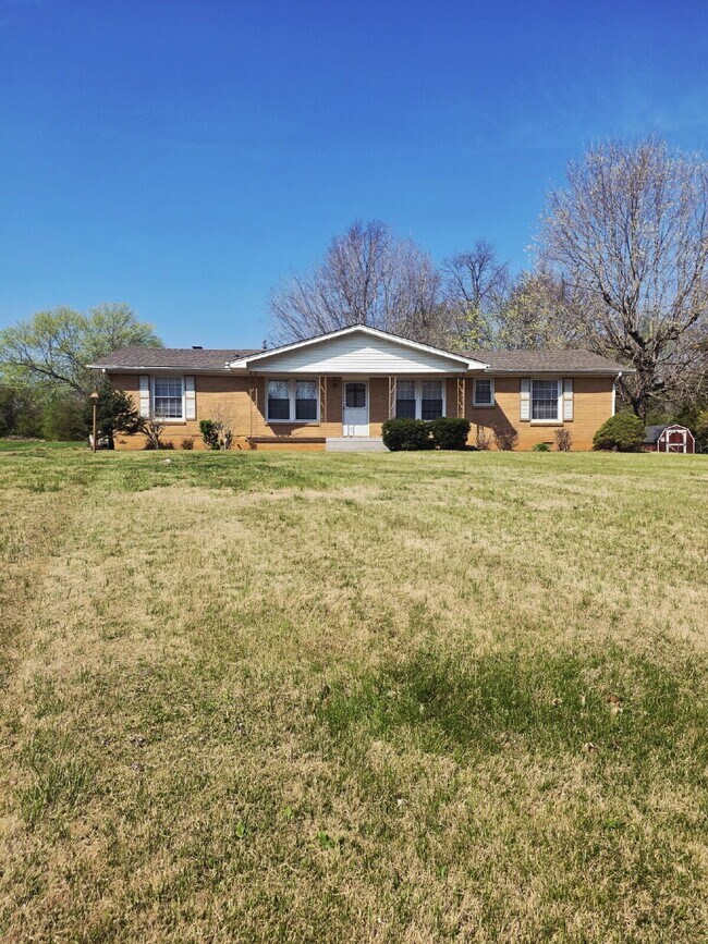 Building Photo - 2804 Thrush Dr