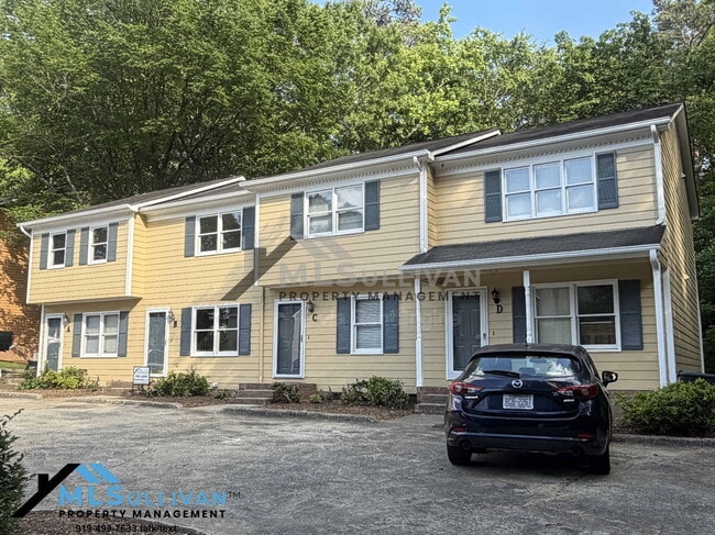 Building Photo - 2211 Peppertree St