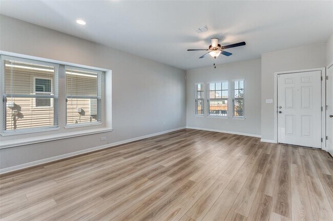 Foto del edificio - 221 Duck Creek Trail