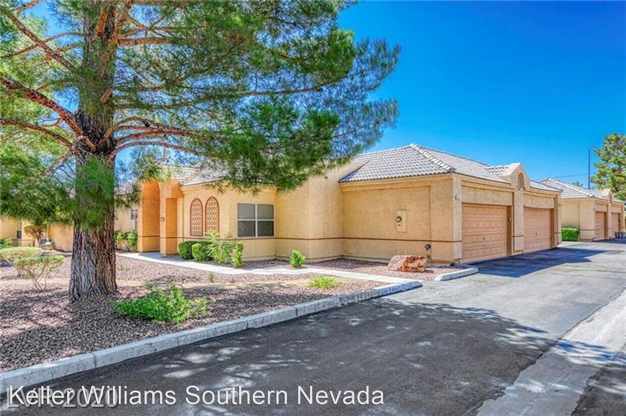 Foto principal - 2 br, 2 bath House - 444 Wonderstone Dr