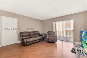 Foto del edificio - 18860 NW 57th Ave