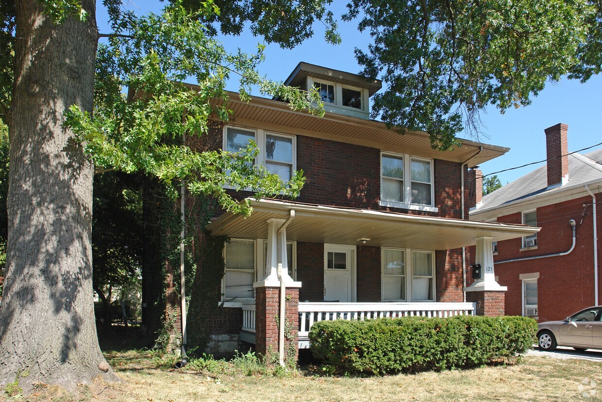 Building Photo - 125 Waller Ave