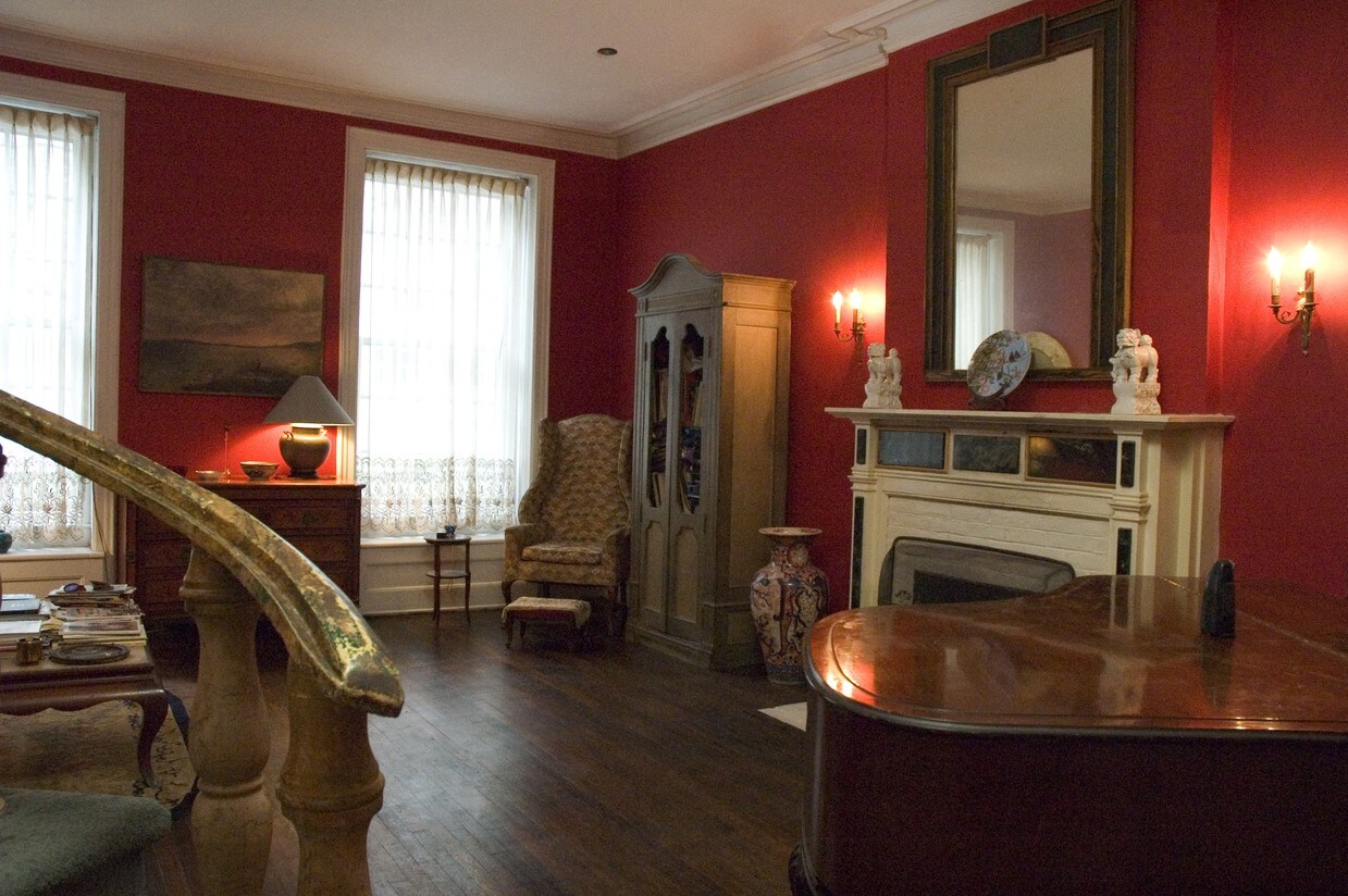 View of Interior - 226 E 68th St