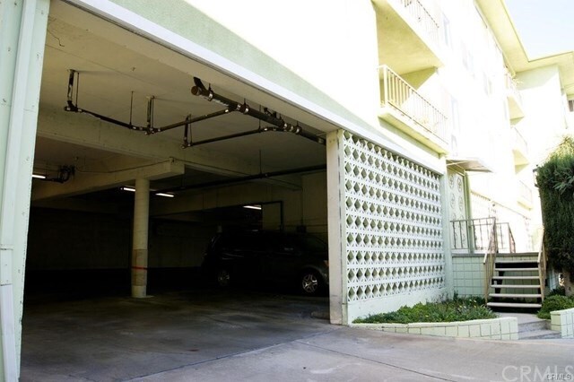 Building Photo - 1301 S Atlantic Blvd