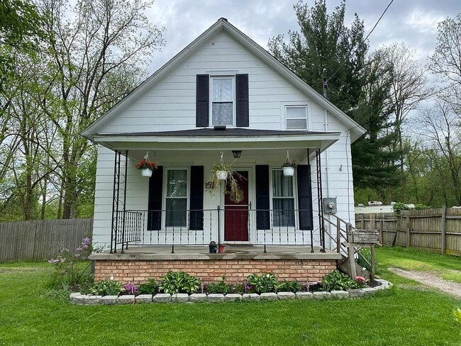 Building Photo - 34 Sisson Ave