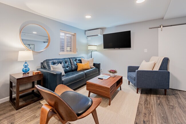 Photo - Capitol Hill House