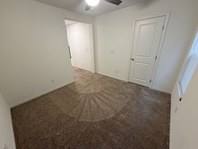 Building Photo - Stunning 4-Bedroom Home with Loft & Den – Spacious and Move-In Ready!