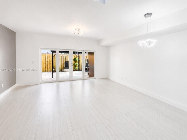 Foto del edificio - 9879 SW 118th Pl
