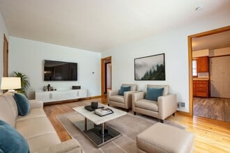 Building Photo - 3605 S 82nd St