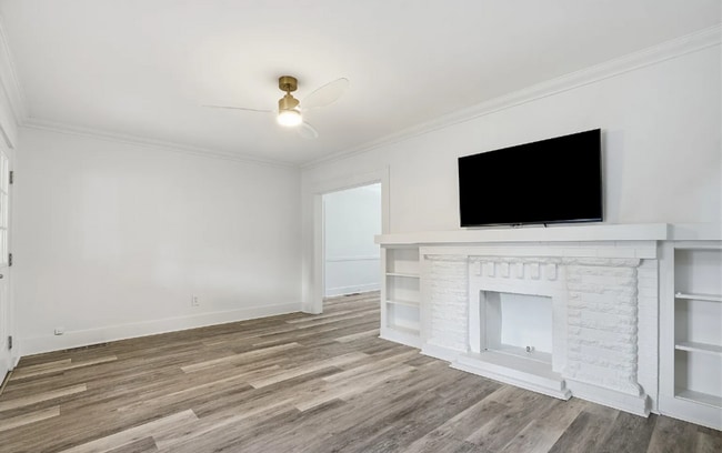 Building Photo - 2 Bed | 1 Bath Near Cherry Street!