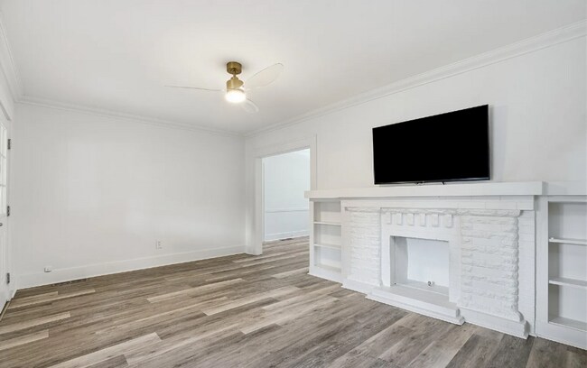 Foto del edificio - 2 Bed | 1 Bath Near Cherry Street!