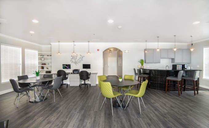 Foto principal - 1 bedroom in Farmers Branch TX 75244