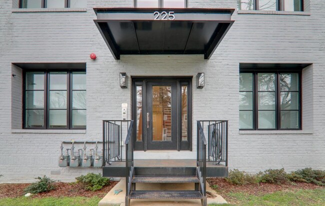 Foto del edificio - 225 20th St NE