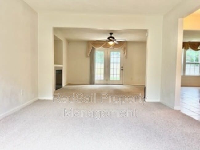 Building Photo - 3707 Latimer Cir