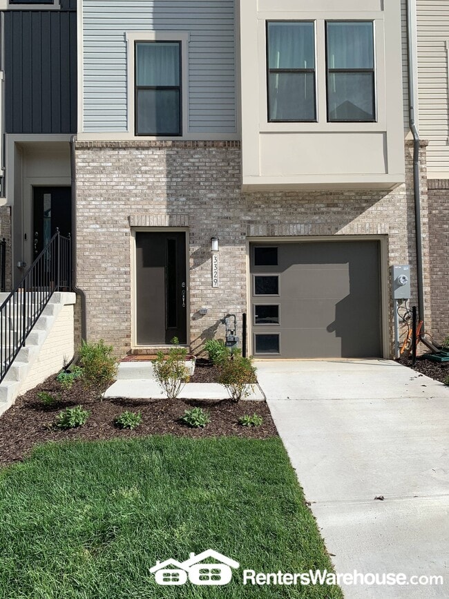 Building Photo - 3329 Pitch Pine Dr