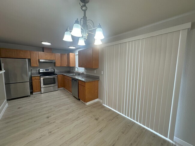 Foto del edificio - 624 E 86th St