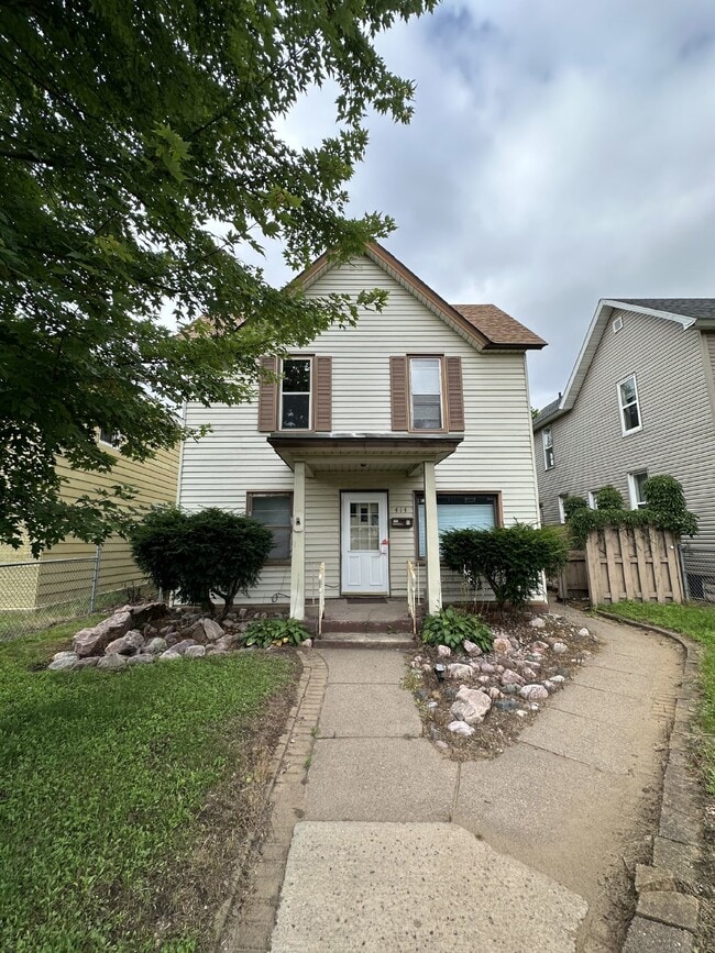 Building Photo - 414 Talmadge St