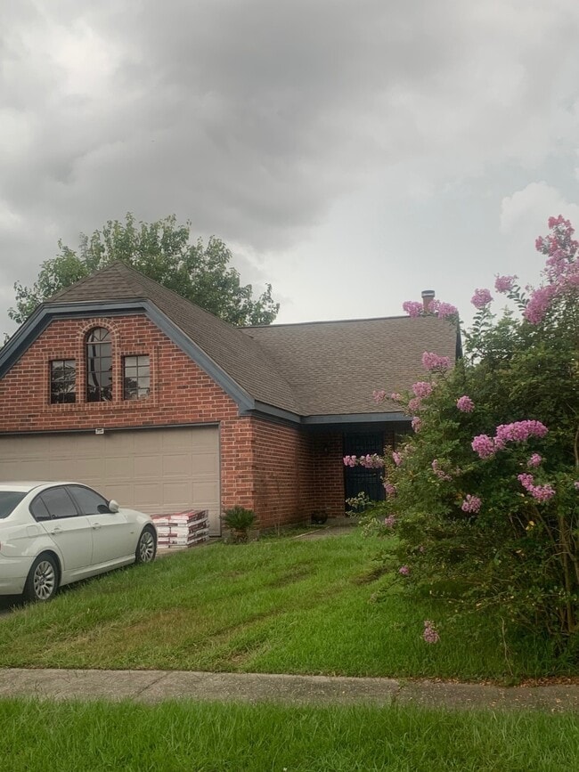 Building Photo - 11706 Greenmesa Dr