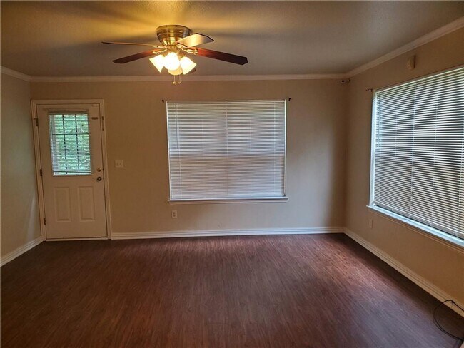 Building Photo - 2934 E Sterling Ct