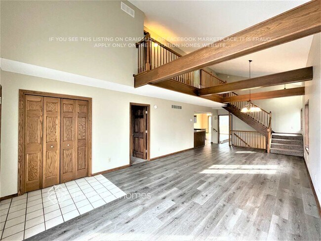 Foto del edificio - 3024 Furness Ct