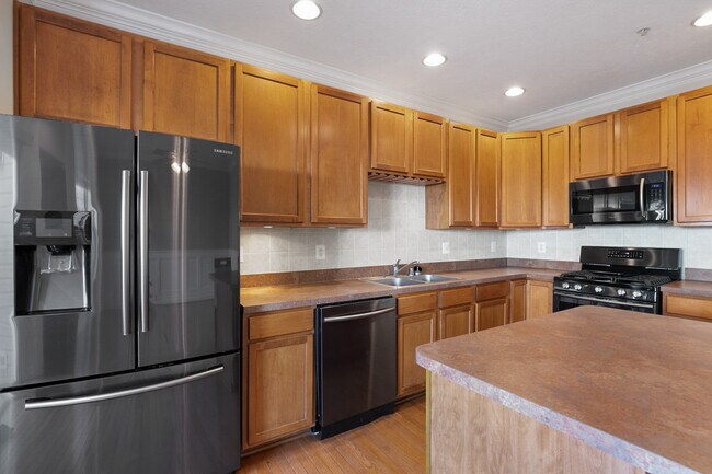 Foto del edificio - 5046 Kemsley Ct