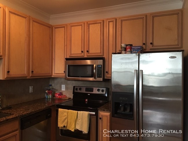 Foto del edificio - 2244 Ashley Crossing Dr