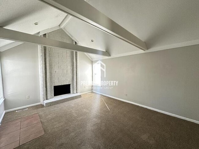 Building Photo - 4590 Crump Rd