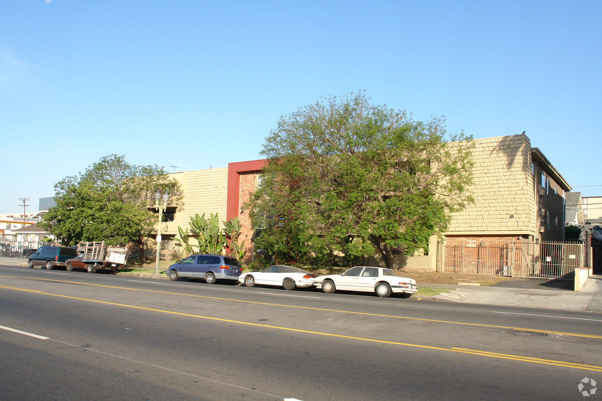 Foto del edificio - South Rampart Apartments