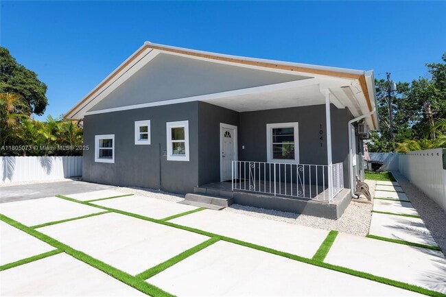 Building Photo - 1041 NW 73rd St